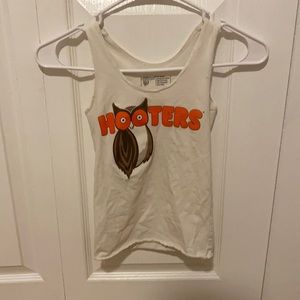 Hooters size XX SMALL white tank